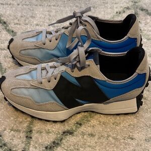 New Balance 327 sneakers for women size 9.5 Blue/grey/black